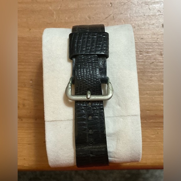 Timex: Men’s vintage (rare find) electromechanical wrist watch black wrist band. - Picture 8 of 9